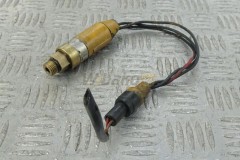 Oil pressure sensor  3306