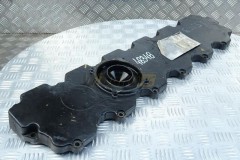 Cylinder head cover  C6.6