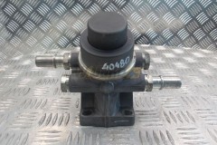 Fuel filter housing with fuel pump  C6.6